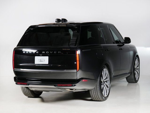 Used 2026 Santorini Black Metallic Land Rover SWB SE image 2