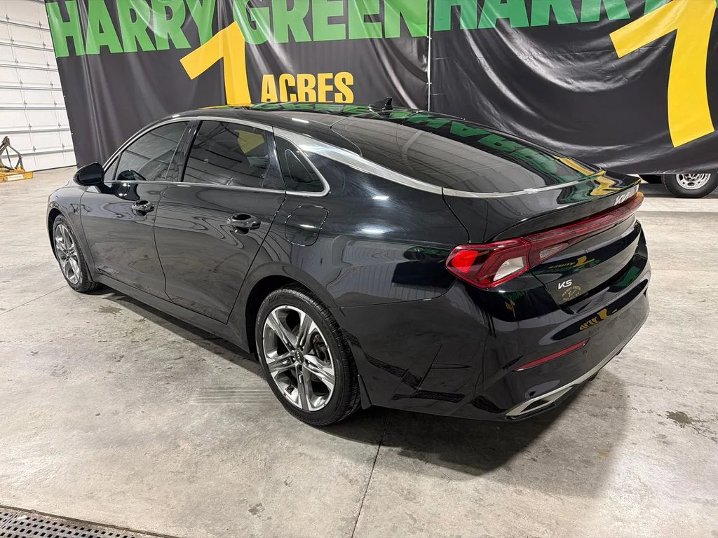Used 2023 Ebony Black Kia EX image 5