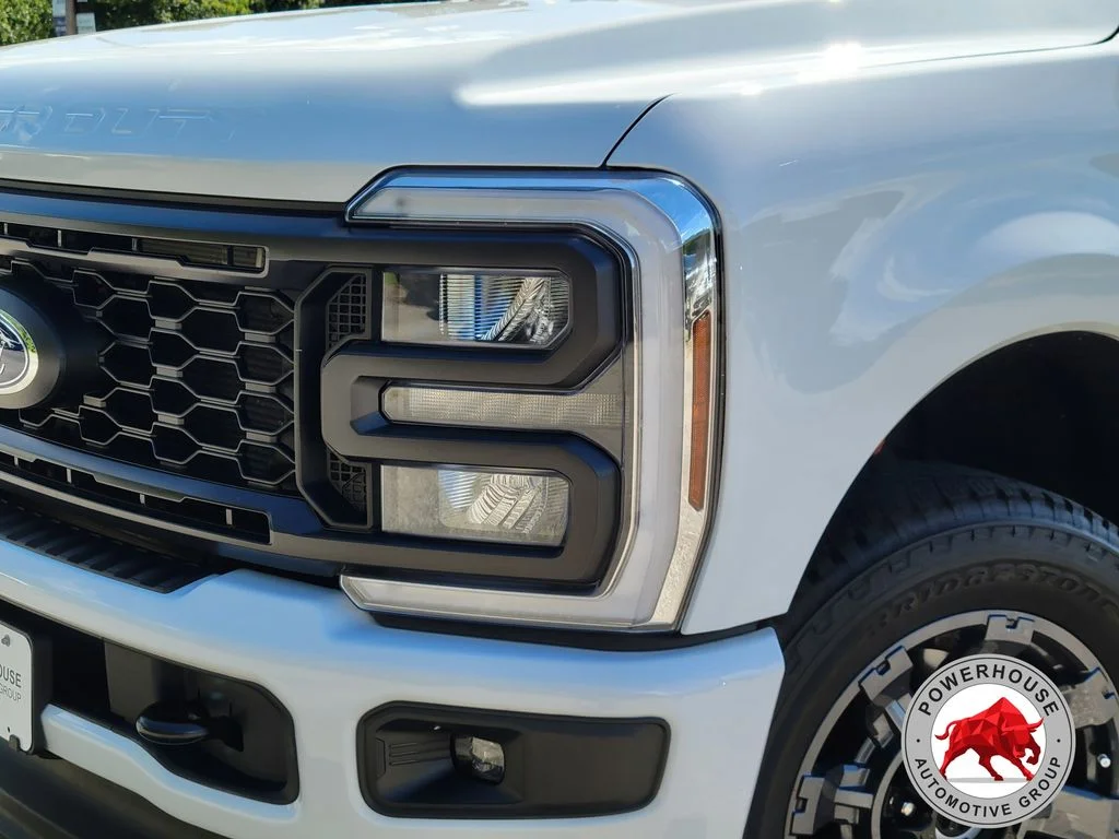 Used 2026 White Ford XL image 10