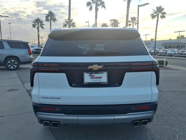 Used 2026 Summit White Chevrolet LT image 5