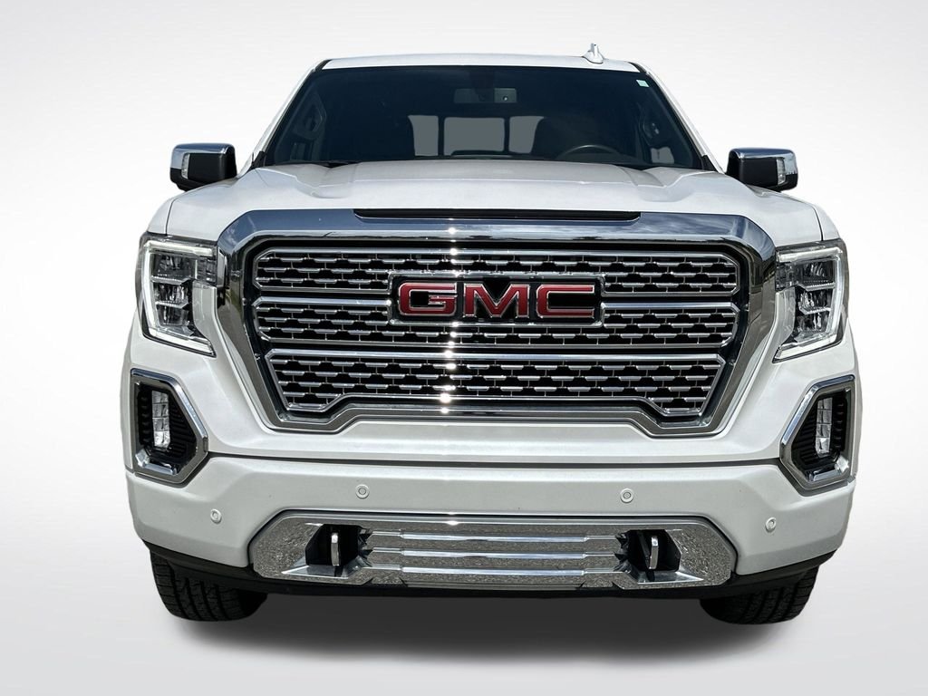 Used 2022 White GMC Denali image 10