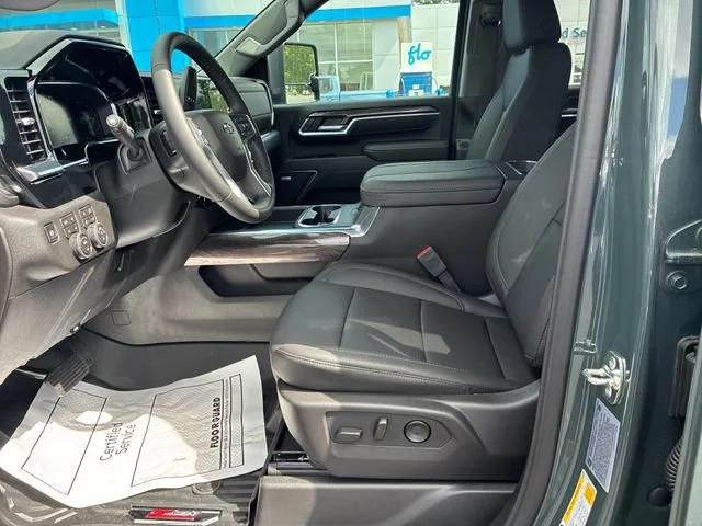 2026 Chevrolet Silverado 2500 HD LTZ - Photo 10