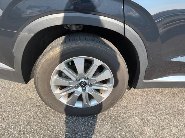 Used 2024 White Hyundai SEL image 12