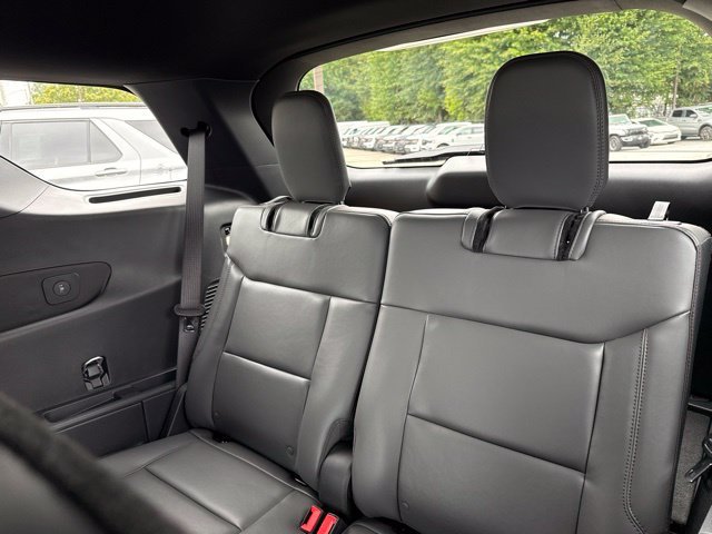 New 2027 Avalanche Gray Ford Active image 19