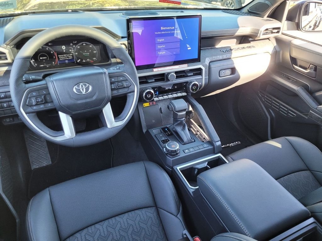 2025 Toyota Tacoma Limited - Photo 6