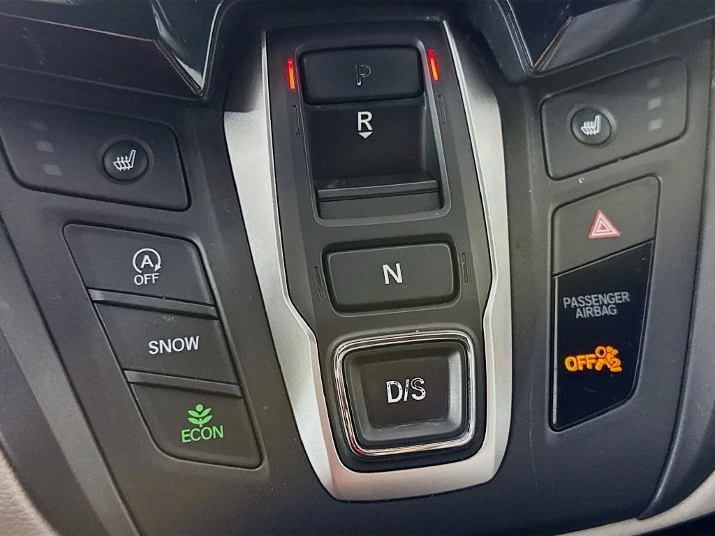 Certified Used 2019 Crystal Black Pearl Honda Touring image 23