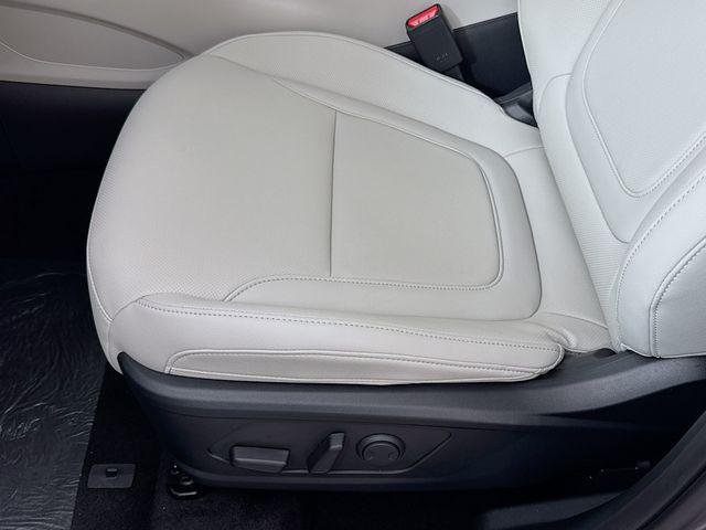 New 2026 Gray Hyundai SEL Plus FWD image 30