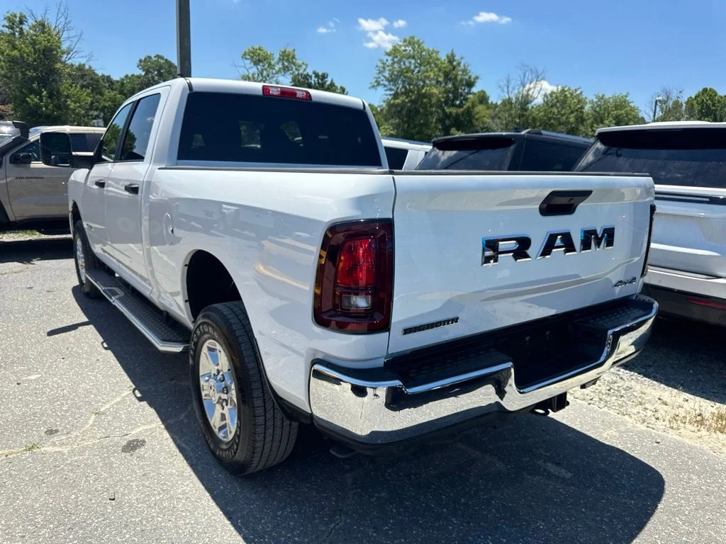 Used 2026 White Ram Big Horn image 4