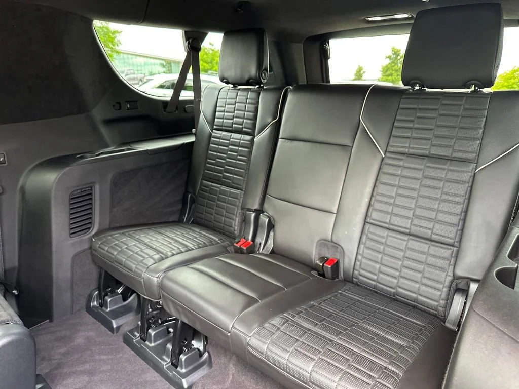 Used 2023 Black Raven Cadillac Sport Platinum image 34