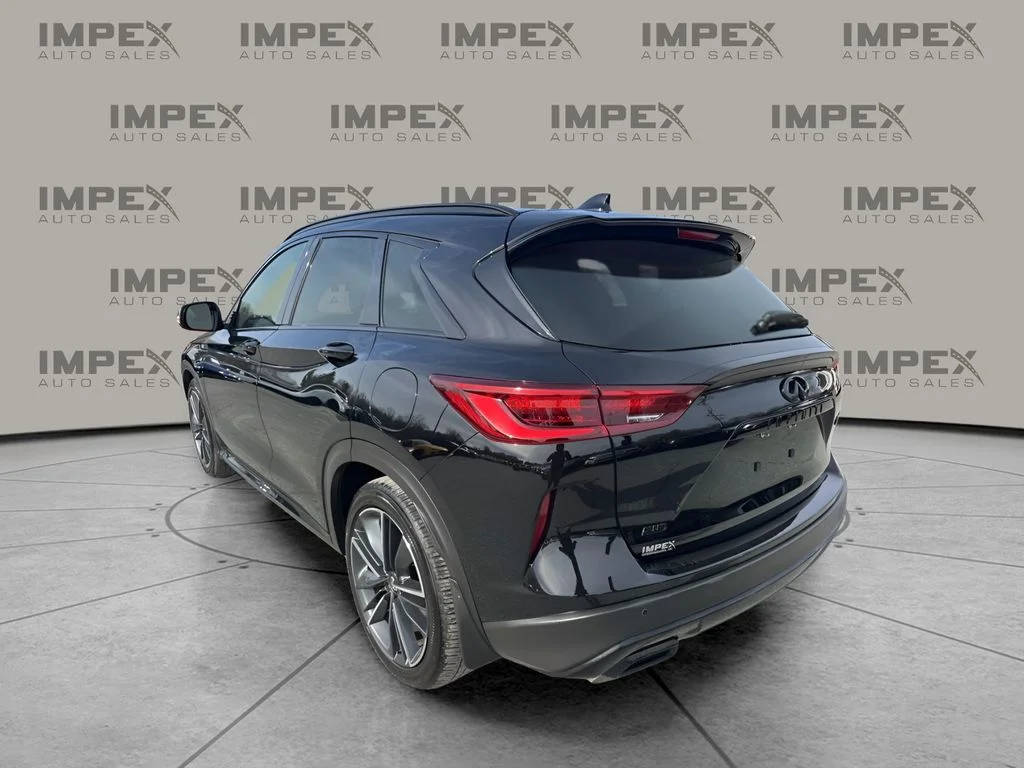 Used 2025 Black INFINITI SPORT image 3