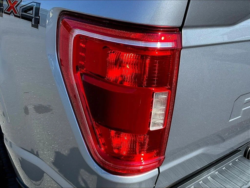 Used 2022 Silver Metallic Ford XLT image 27