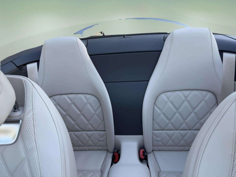Certified Used 2024  Mercedes-Benz AMG® SL 43 image 17