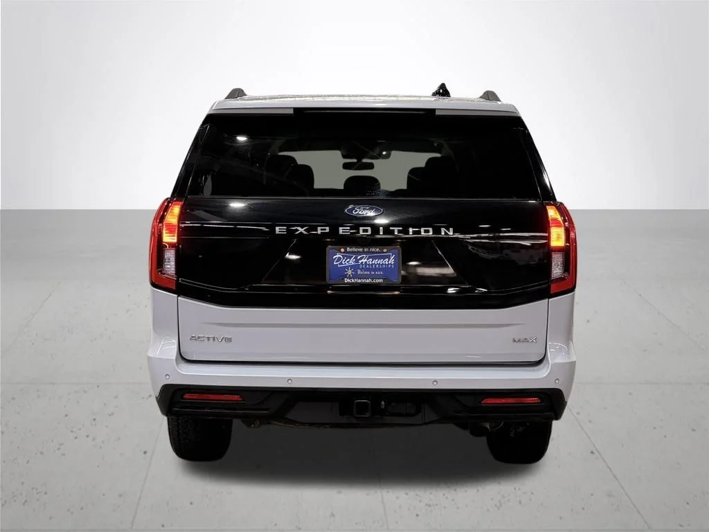 Used 2025 Silver Ford Active image 12
