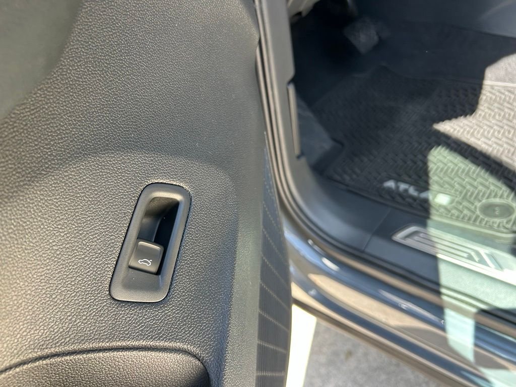 New 2026 Gray Volkswagen SE w/Technology image 46