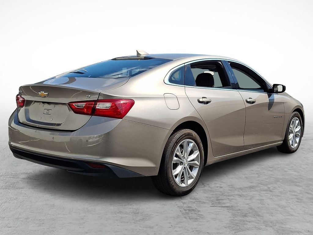 Used 2024 Gray Chevrolet LT image 6
