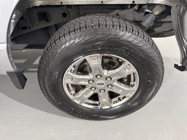 Used 2022 Silver Ford XLT image 7