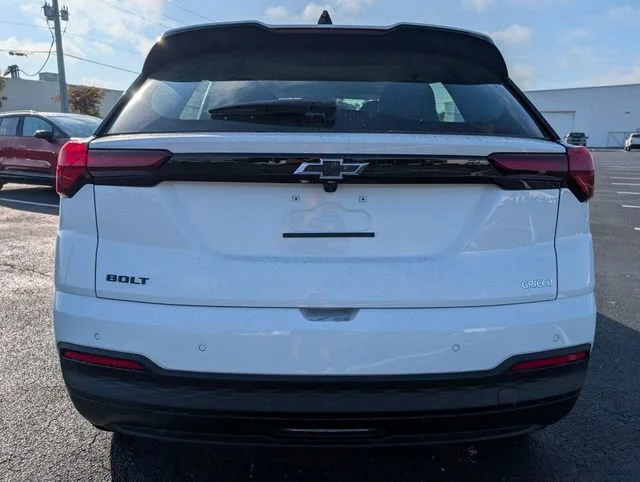 New 2027 Summit White Chevrolet LT image 8