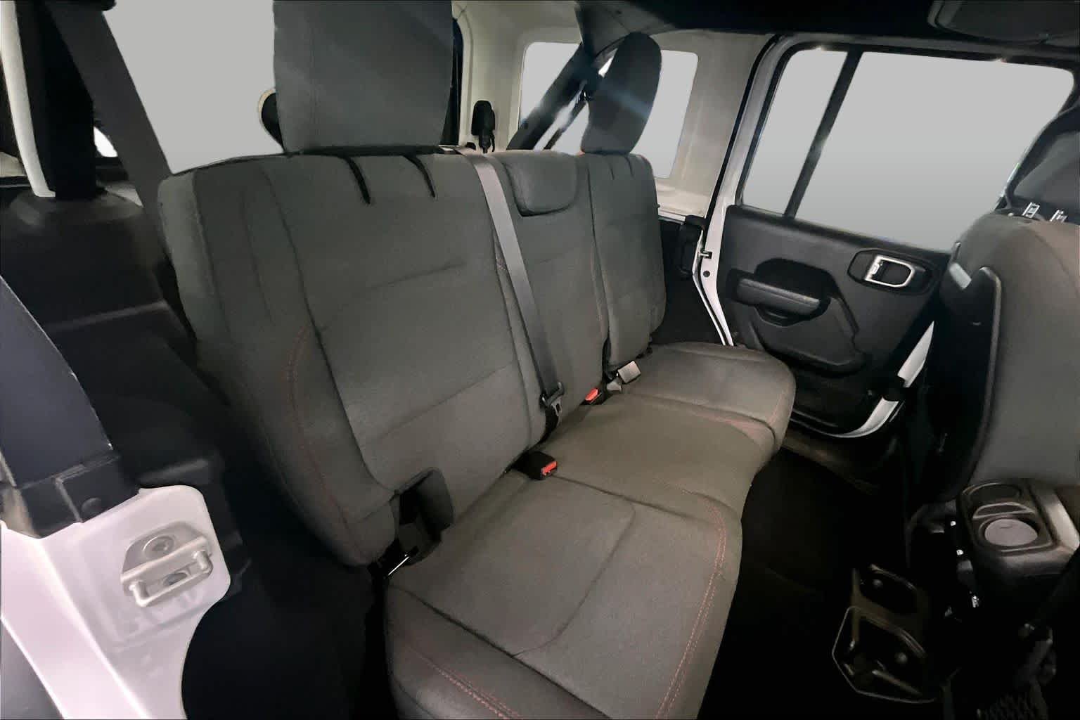 Used 2026 Bright White Clearcoat Jeep Rubicon image 20