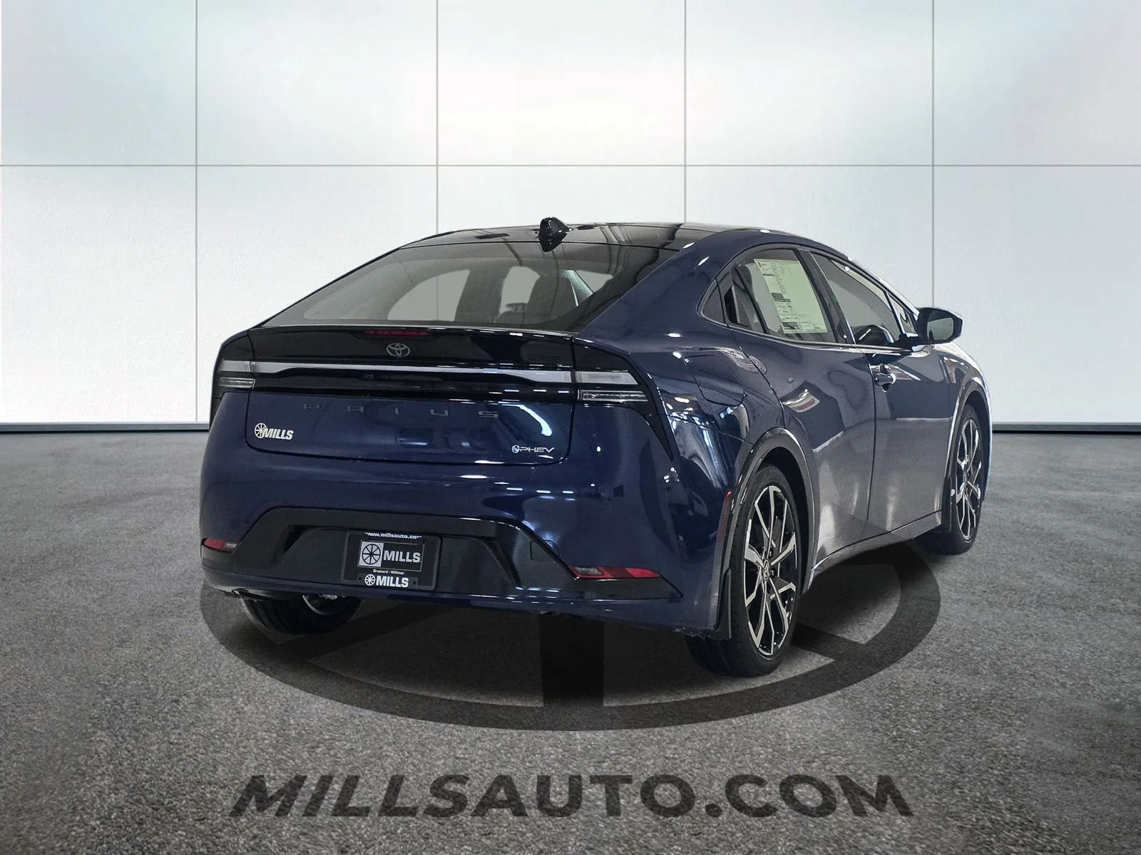 2026 Toyota Prius Plug-in Hybrid XSE - Photo 8