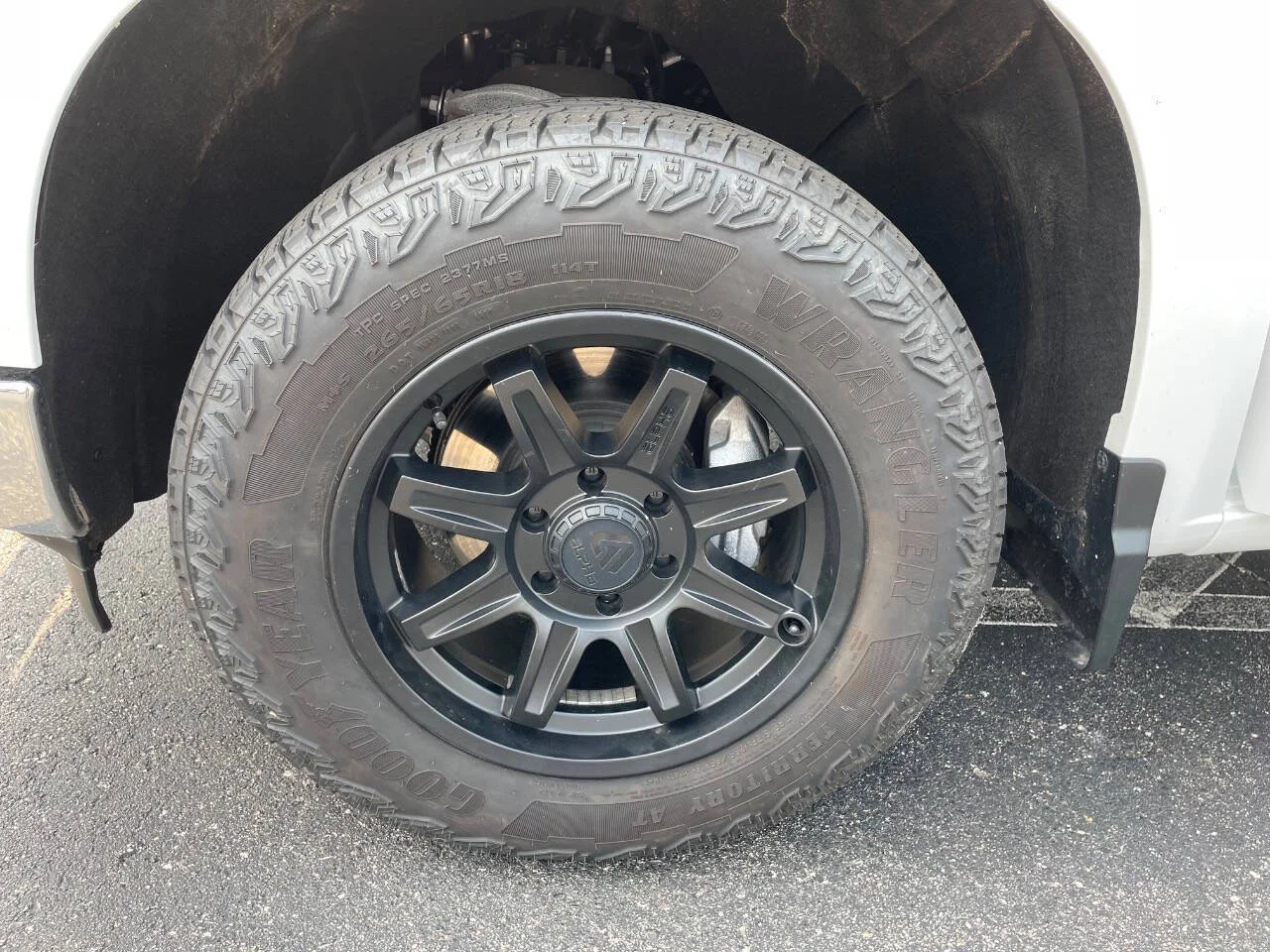 2022 Chevrolet Silverado 1500 LT - Photo 22