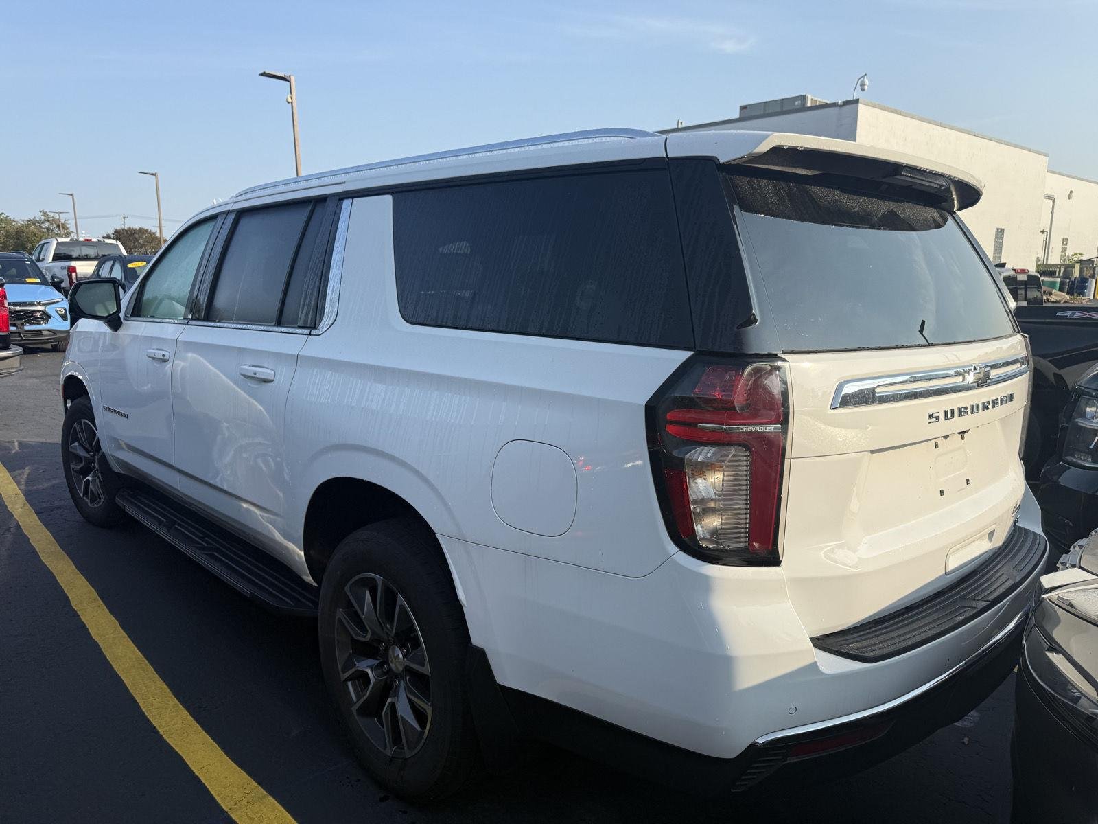 Used 2022 Summit White Chevrolet LT image 5