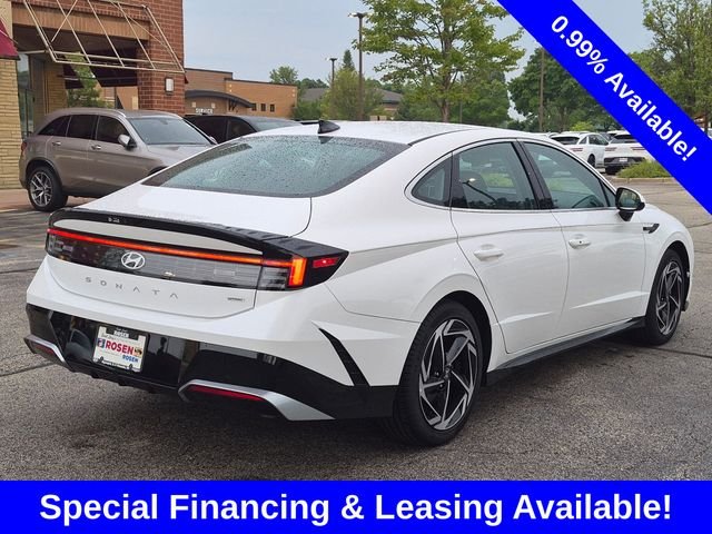 Used 2026 White Hyundai SEL Sport image 3