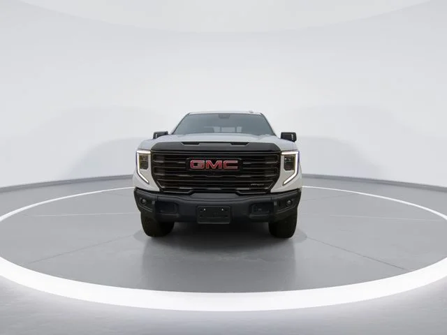Used 2024 White GMC AT4X image 3