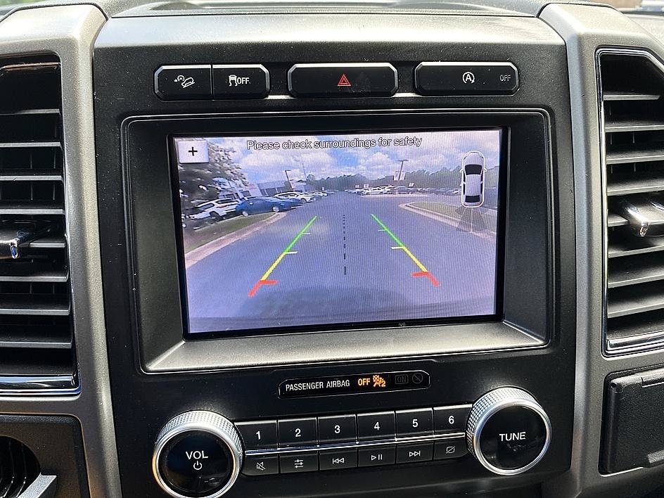 Used 2019 Ingot Silver Ford XLT image 15