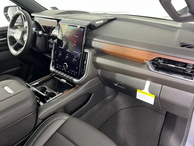 2026 GMC Yukon Denali - Photo 50
