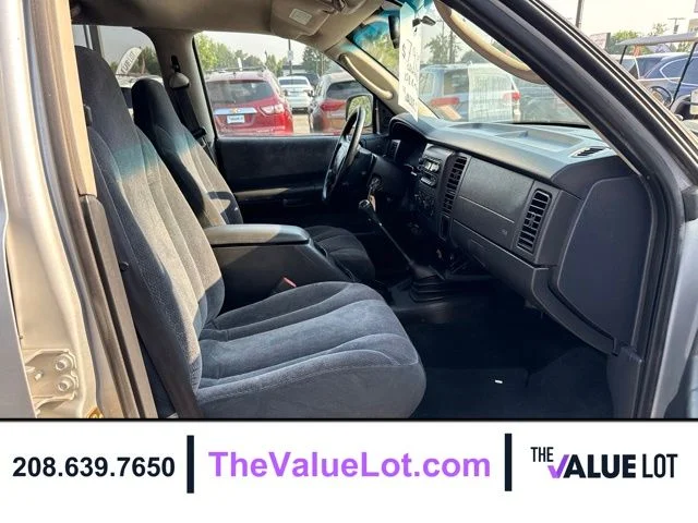 Used 2001  Dodge Sport image 13