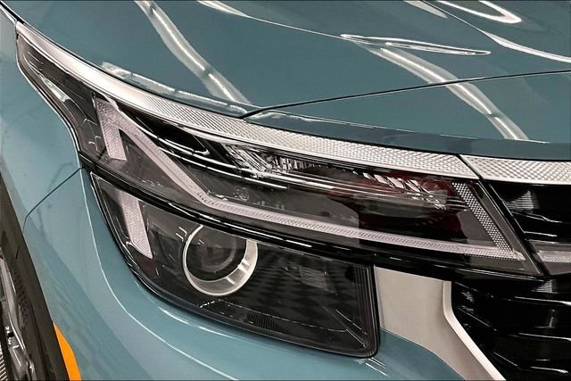 2024 Kia Seltos S - Photo 33