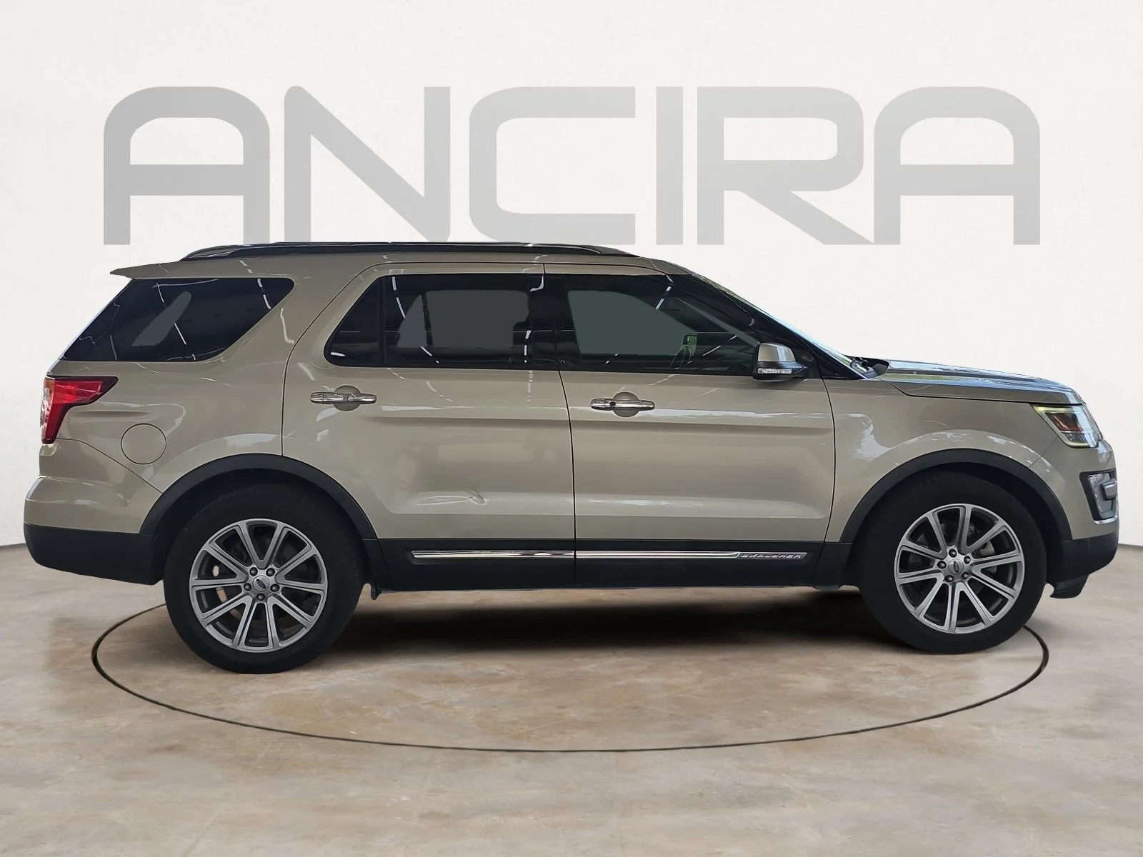 Used 2017 White Gold Metallic Ford Limited image 8