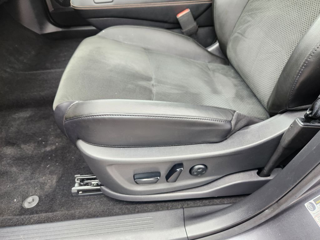 Used 2023 Gray Nissan EVOLVE+ image 21