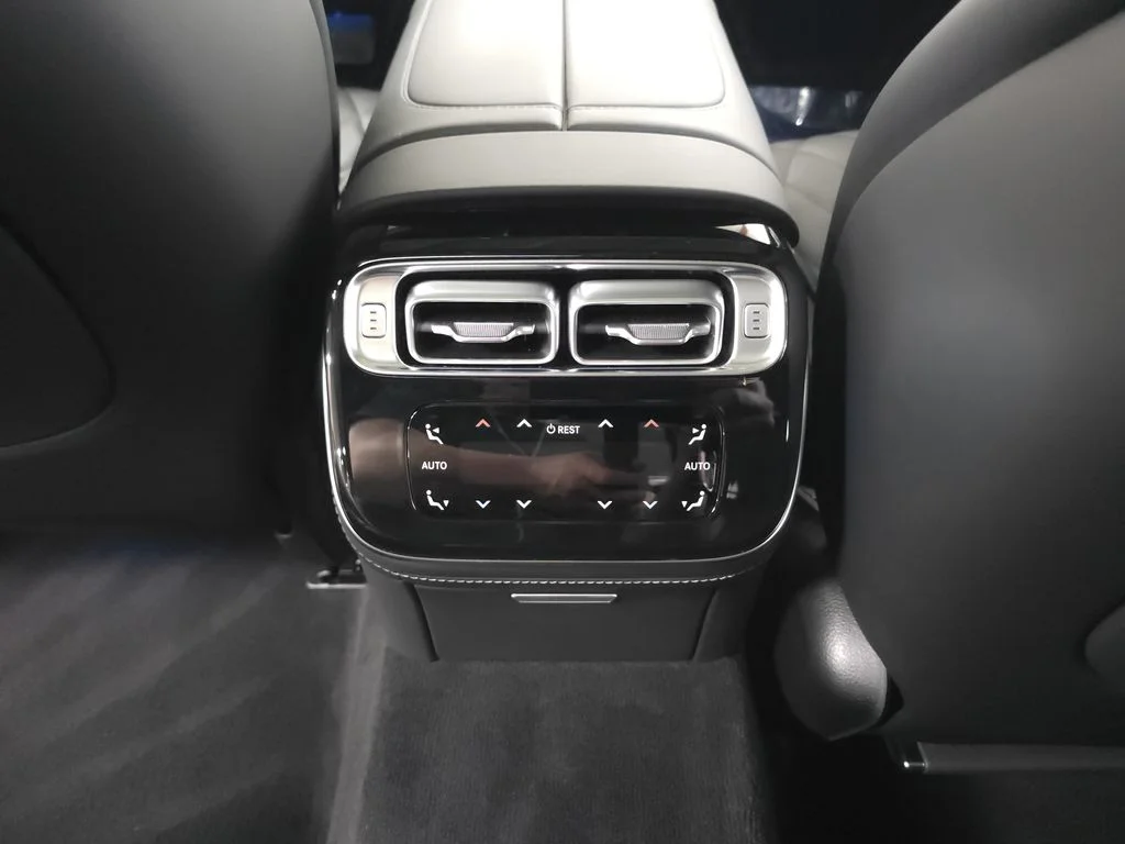 Used 2022 Cirrus Silver Metallic Mercedes-Benz S 580 image 31