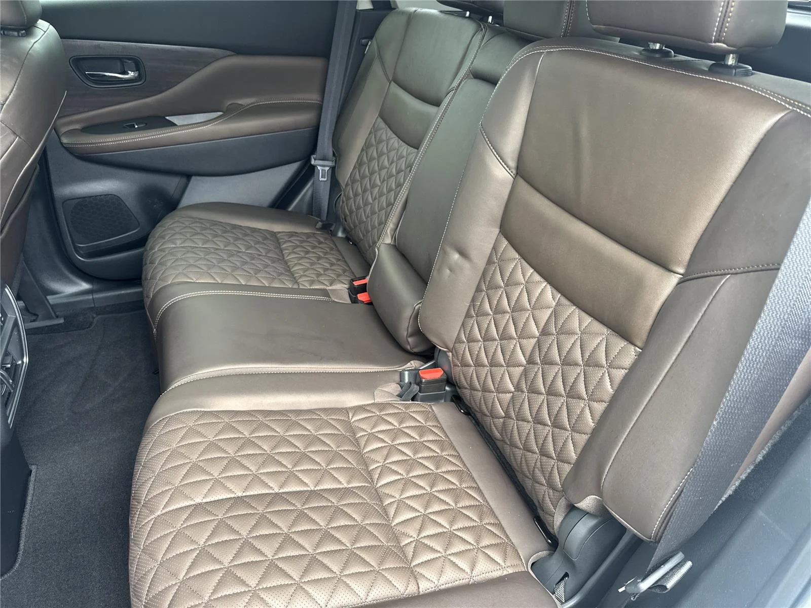 Used 2024 Pearl White Tricoat Nissan Platinum image 31