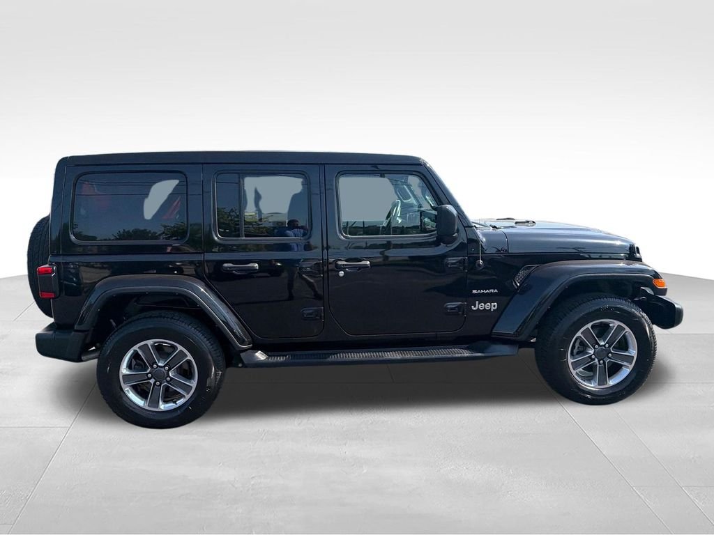 Used 2023 Black Jeep Sahara image 6