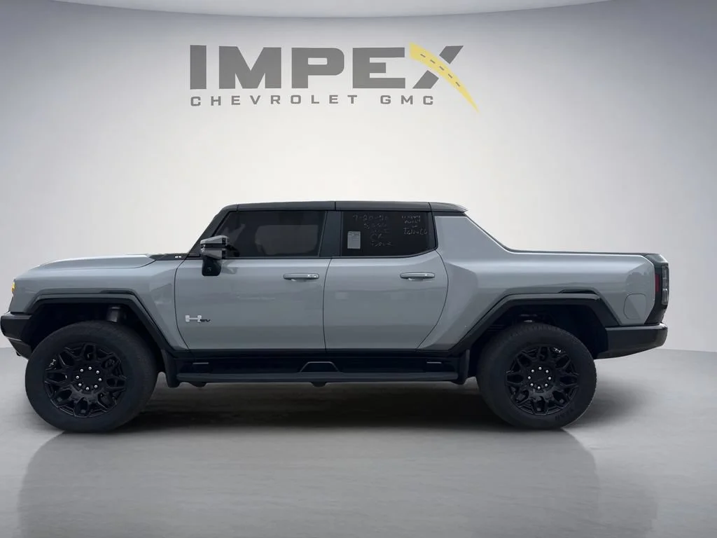 Used 2025 Meteorite Metallic (Grey) GMC 2X image 2
