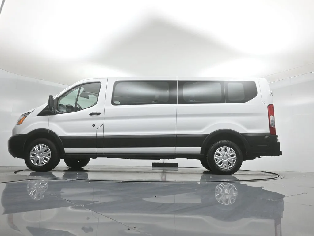 Used 2019 White Ford XLT image 53
