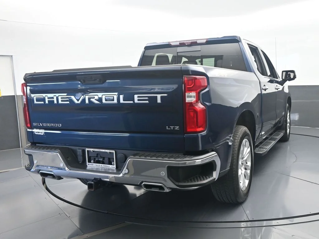 Used 2022 Northsky Blue Metallic Chevrolet LTZ image 5