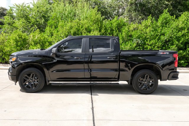 Used 2026 Black Chevrolet Custom image 17