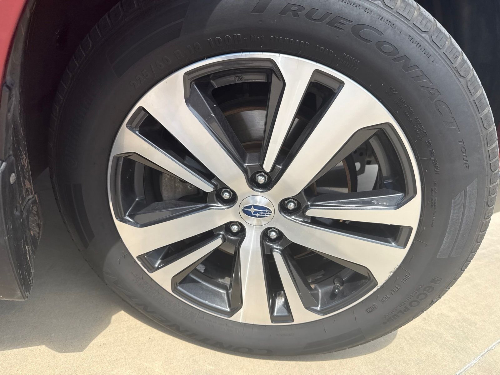 Used 2018 Crimson Red Pearl Subaru 2.5i image 19