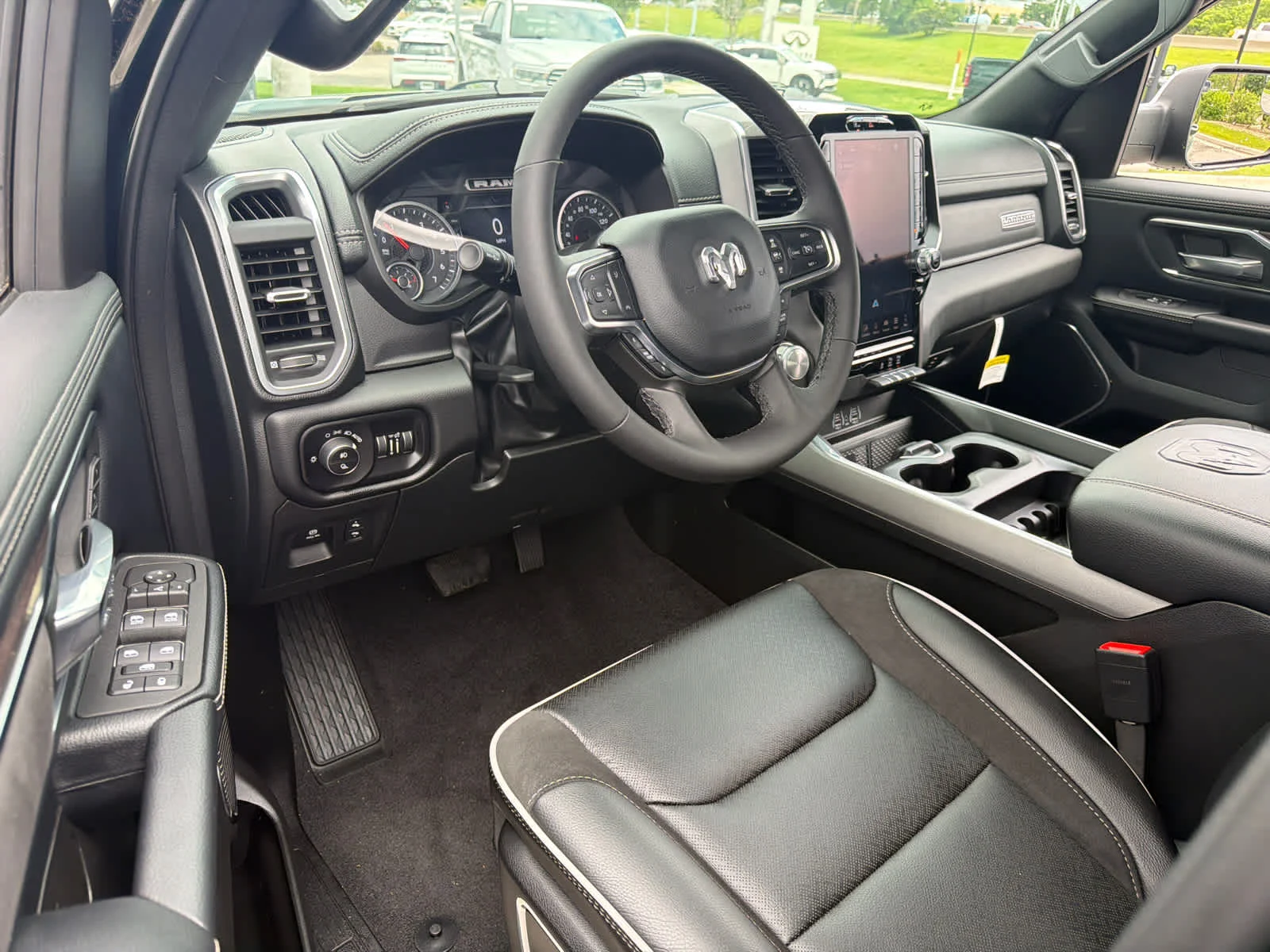 New 2026 Serrano Green Metallic Ram Laramie image 17