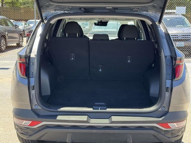 Used 2024  Hyundai SEL image 29