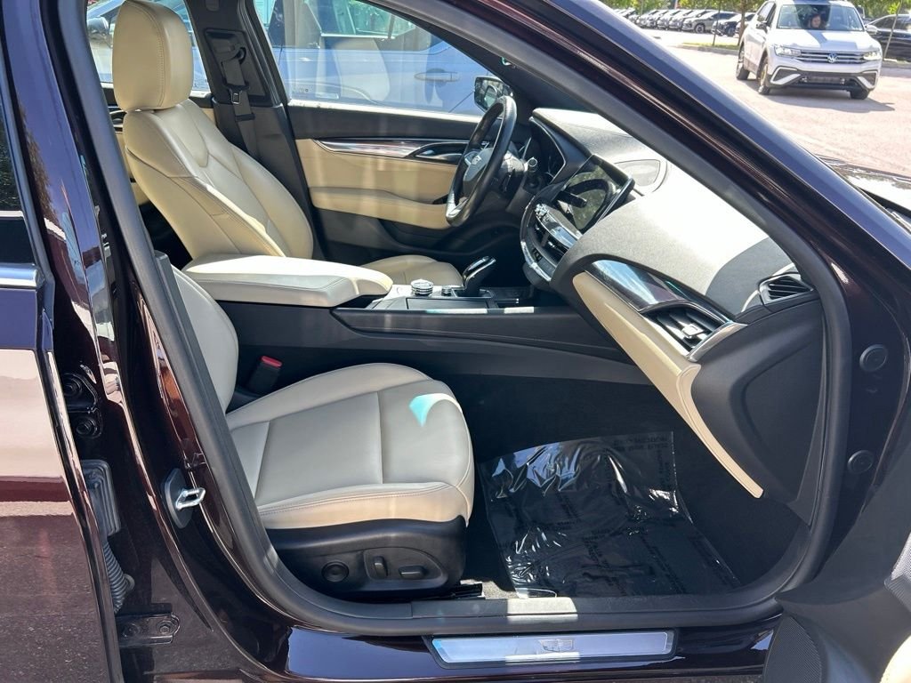 Used 2020 Red Cadillac Luxury image 41