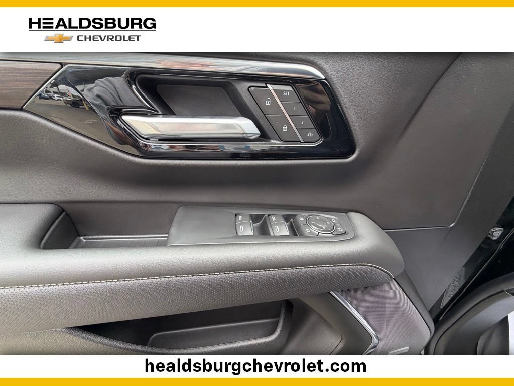 2026 Chevrolet Tahoe Premier - Photo 11