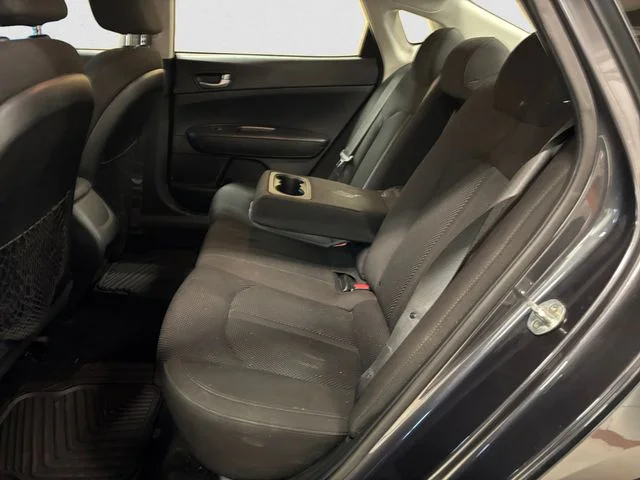 Used 2019 Platinum Graphite Kia LX image 13