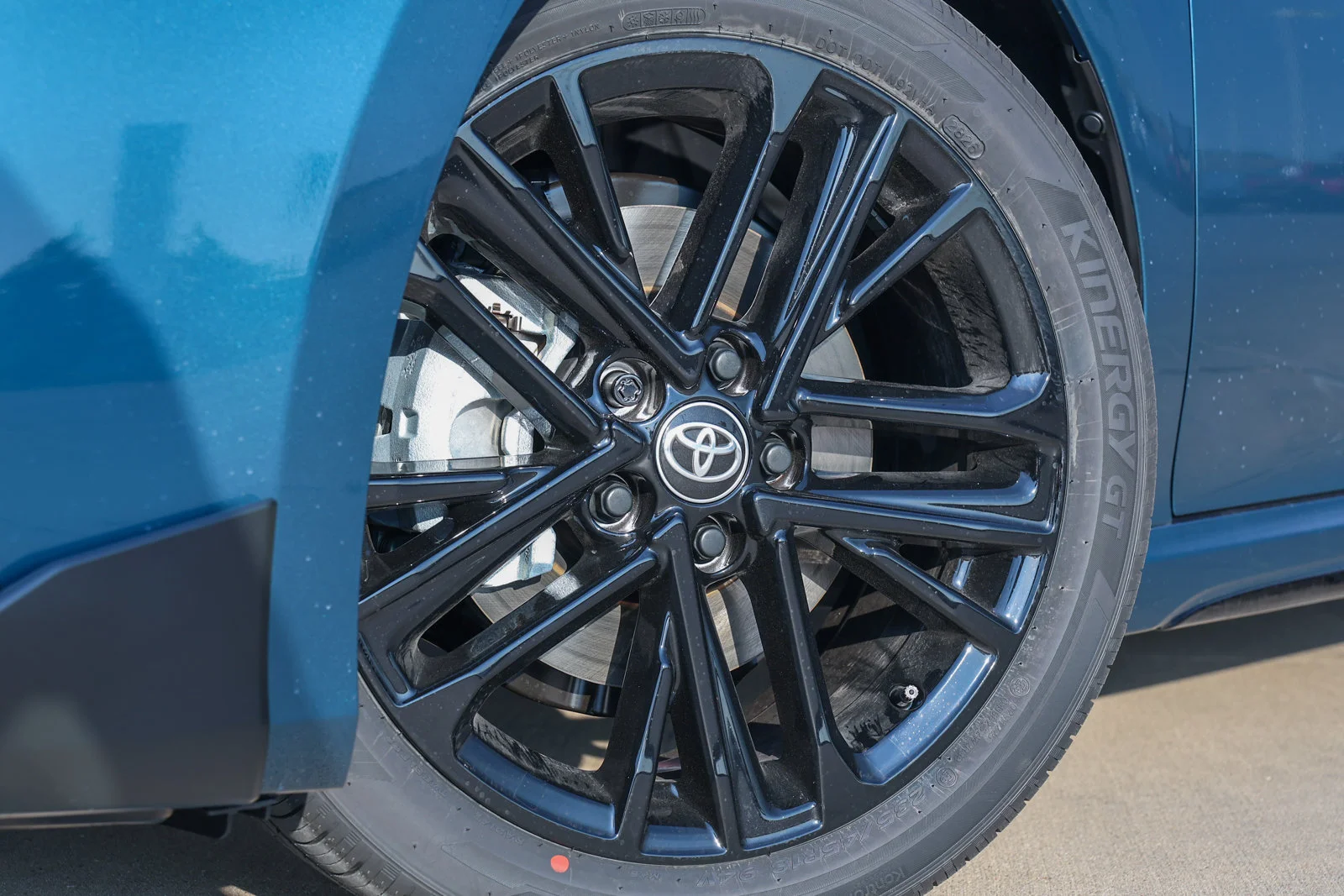 New 2026 Ocean Gem Toyota SE image 12