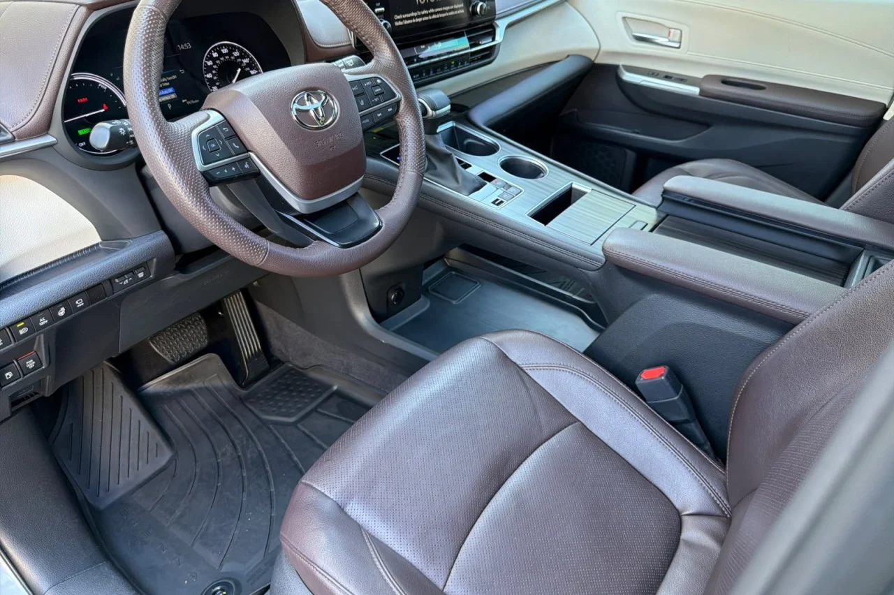 Used 2023 CELESTIAL SILVER Toyota Platinum image 9