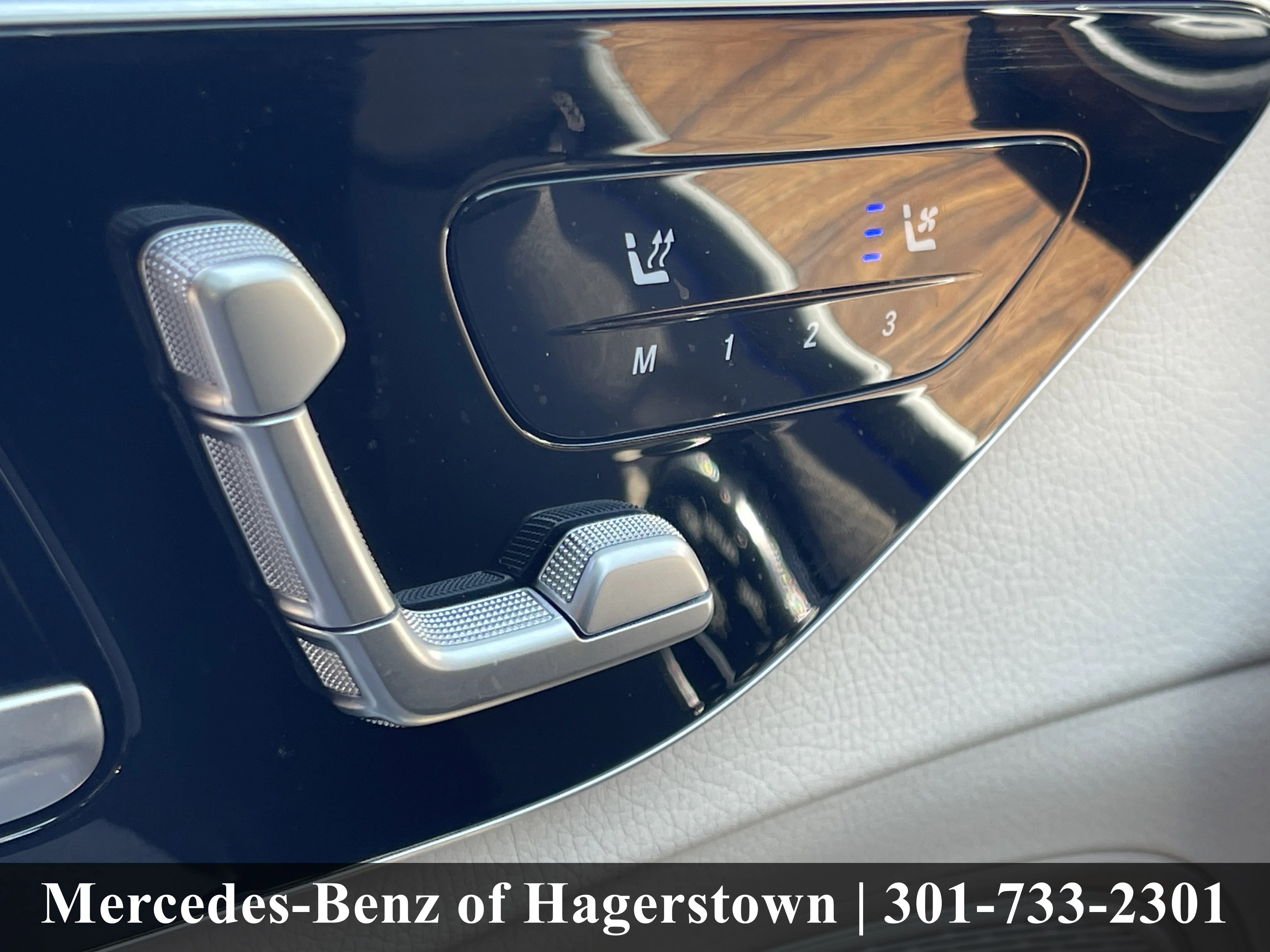 Certified Used 2023 Polar White Mercedes-Benz C 300 4MATIC® Sedan image 19