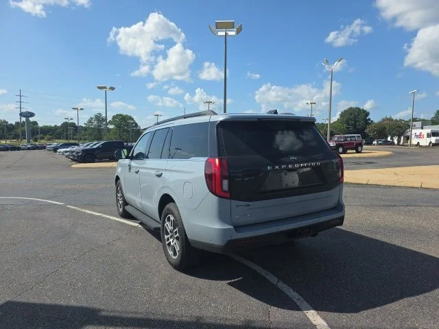 Used 2025 Gray Ford Active image 5